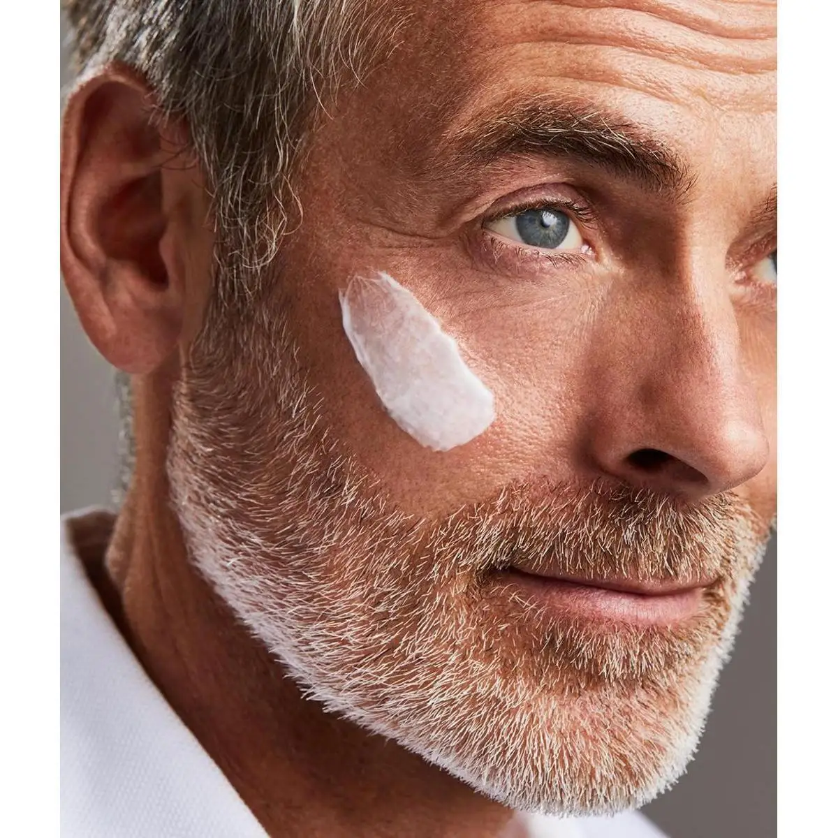 NIVEA MEN Hyaluron Crema Hidratante - Imagen 5